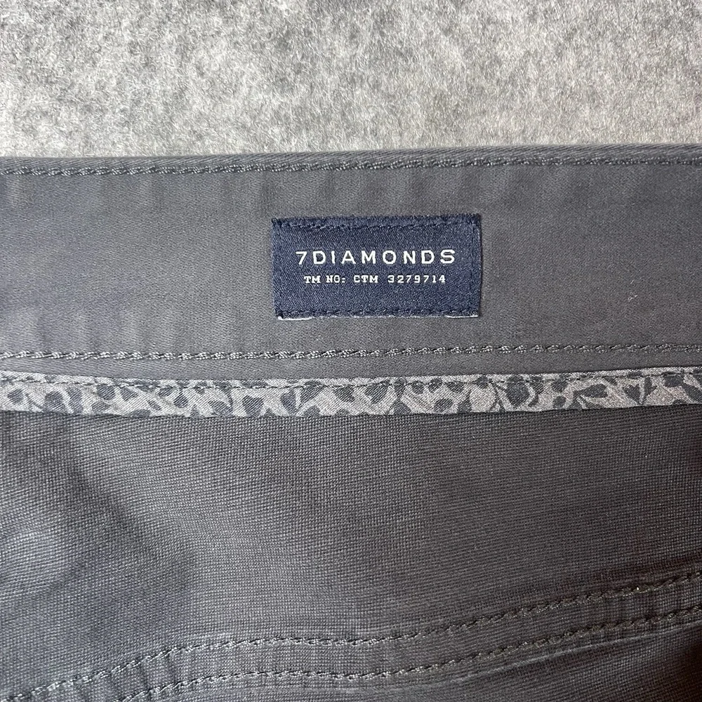 7Diamonds Clifton Slim Straight Jeans Mens 38x32 Durable Stone Grey Chino Pant